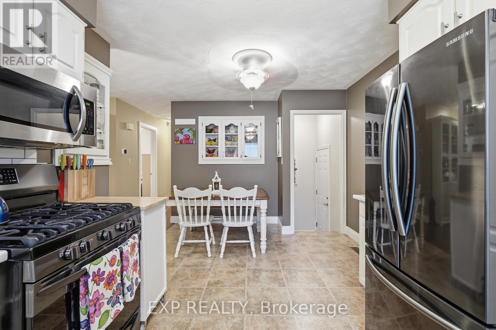5 BRANT STREET - 17