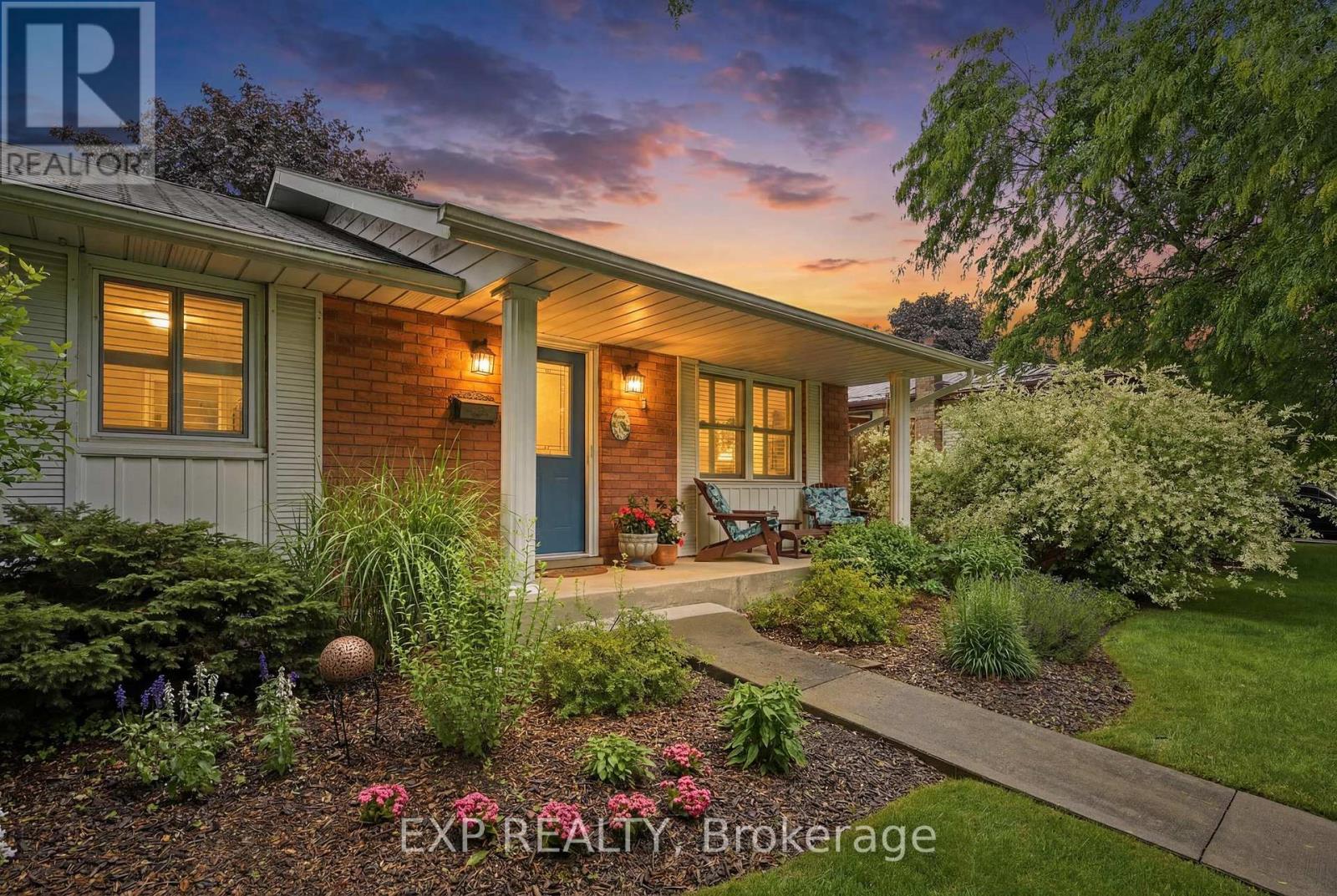 5 BRANT STREET - 2