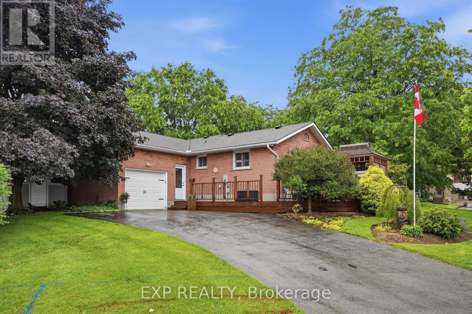 5 BRANT STREET - 43