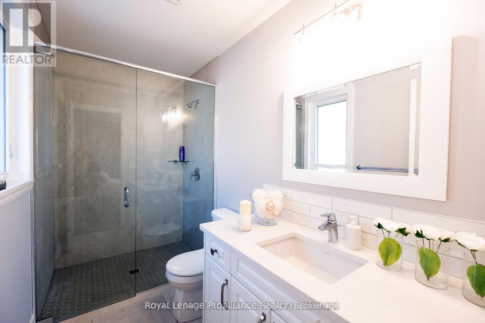 43 CATTAIL CRESCENT - 25