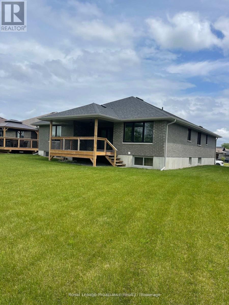 43 CATTAIL CRESCENT - 5