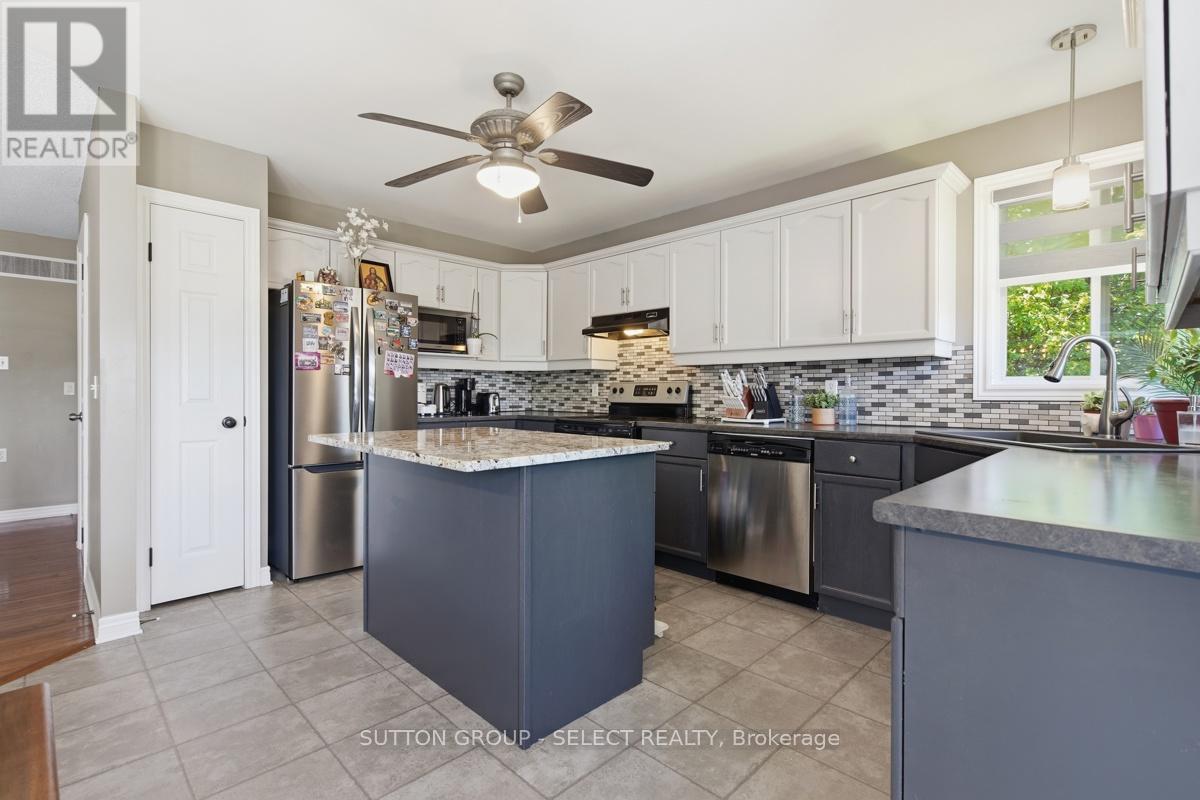 1789 DEVOS DRIVE - 12