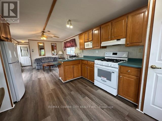 #67 2189 DUNDAS STREET - 4