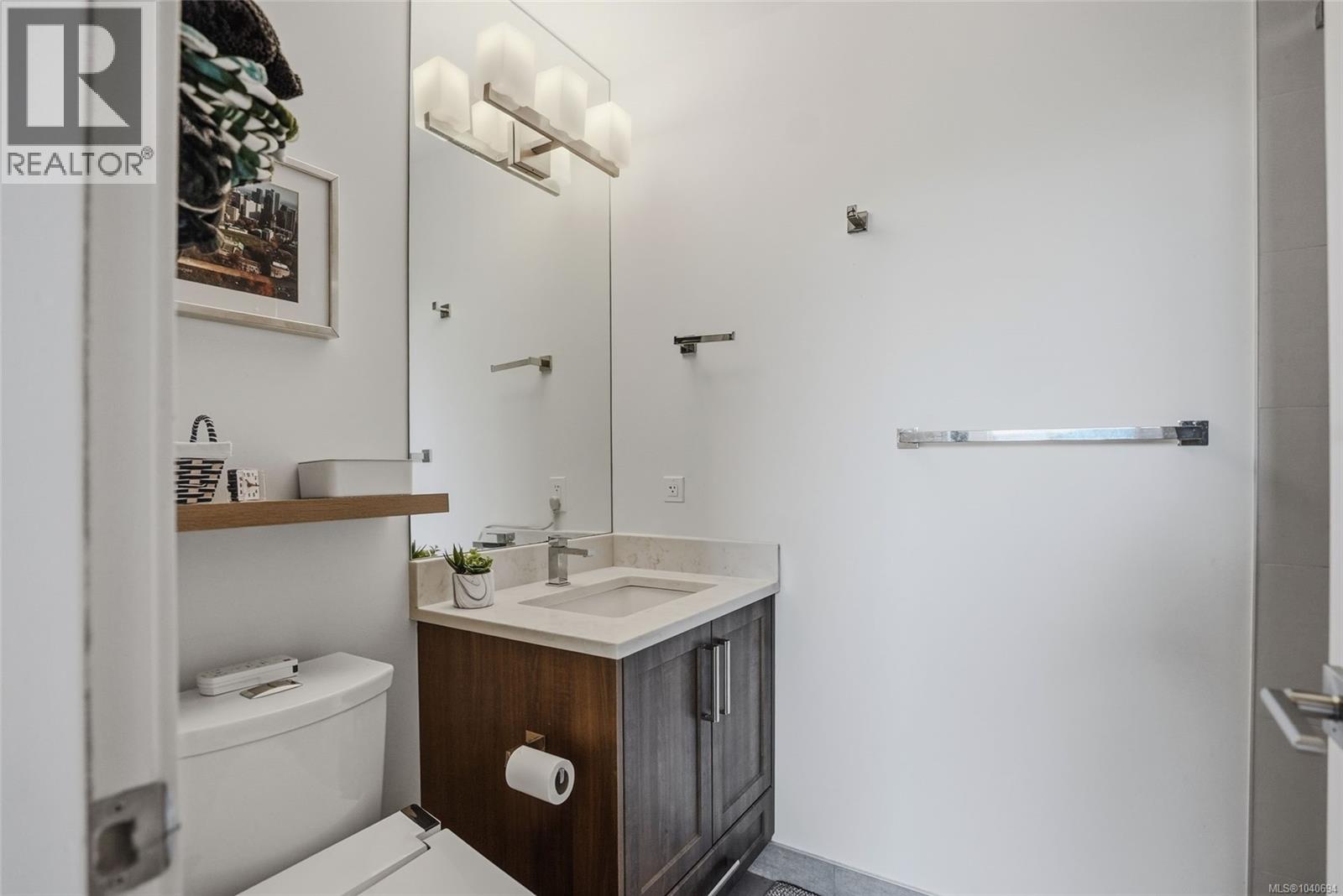 #104 119 Haliburton St - 14