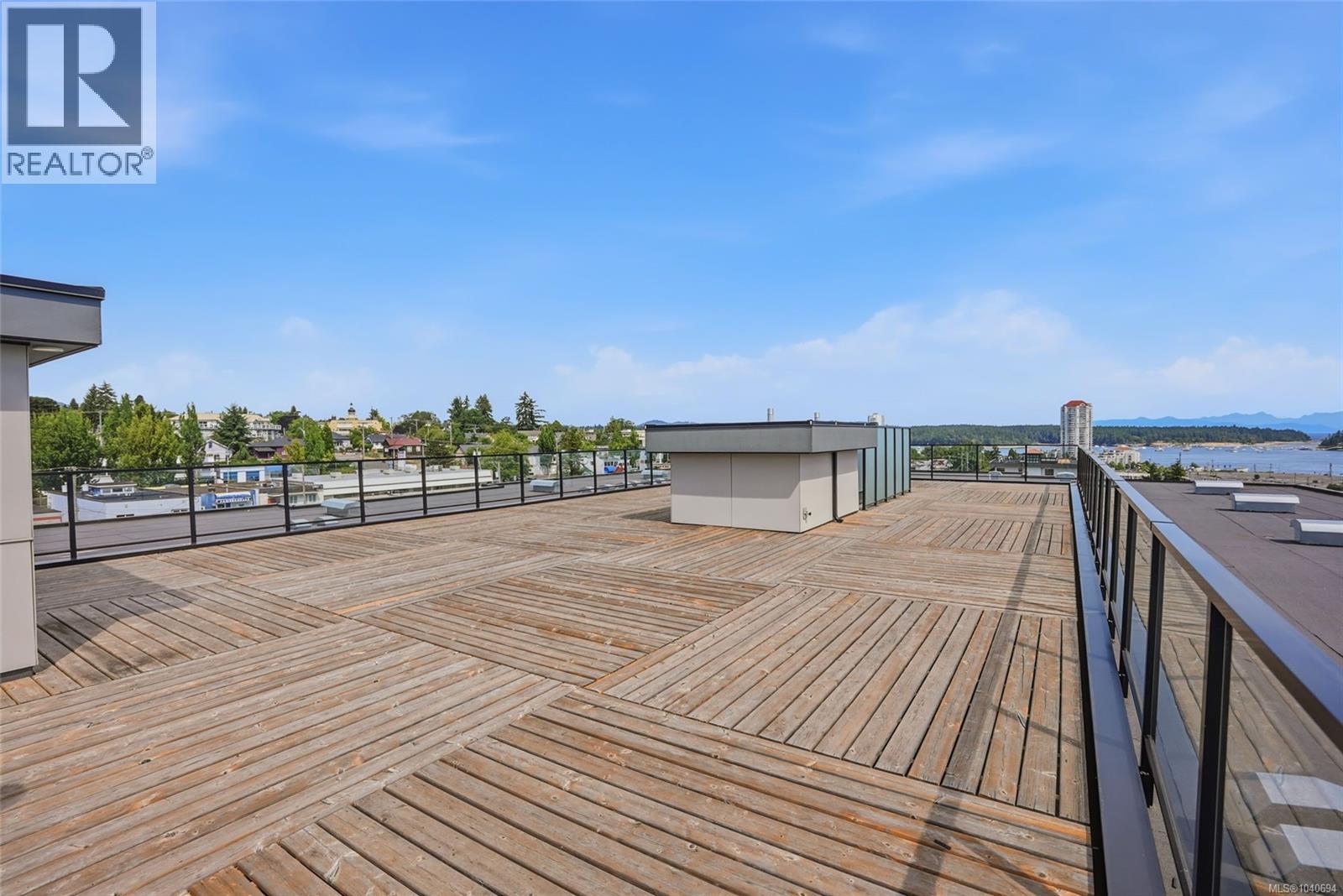 #104 119 Haliburton St - 33