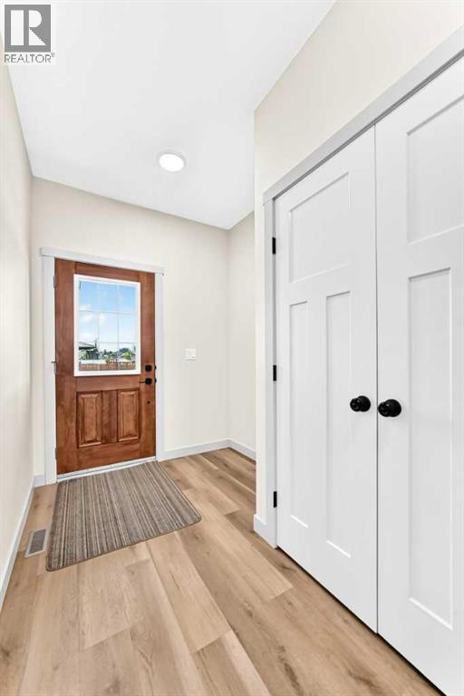 6 Napoleon Meadows Way — photo 6