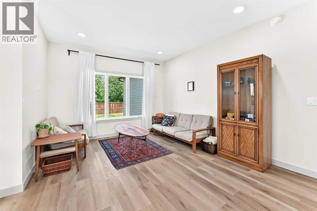 6 Napoleon Meadows Way — photo 8