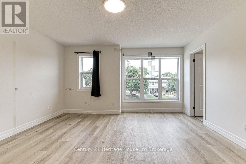 #2 50 BLANDFORD STREET - 17