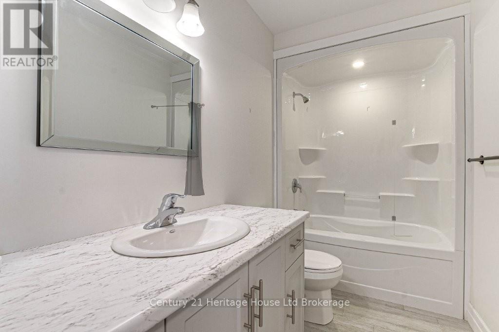 #2 50 BLANDFORD STREET - 18