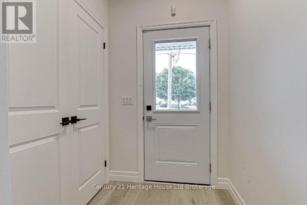 #2 50 BLANDFORD STREET - 2