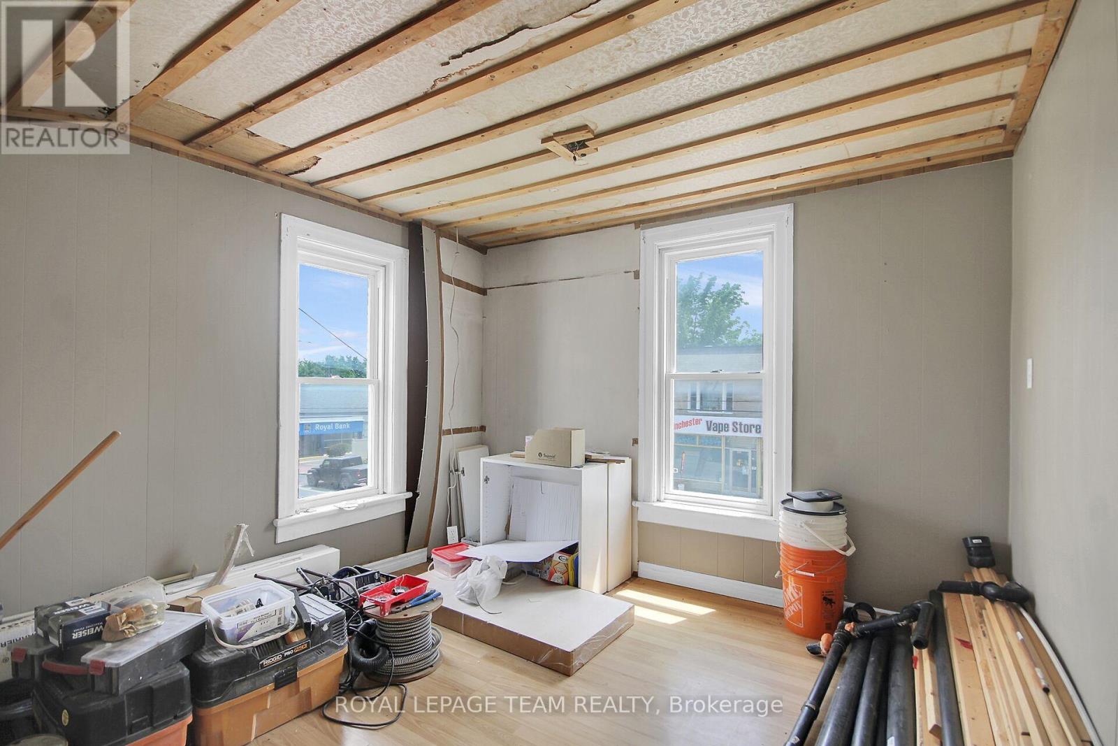 490 Main Street — photo 27