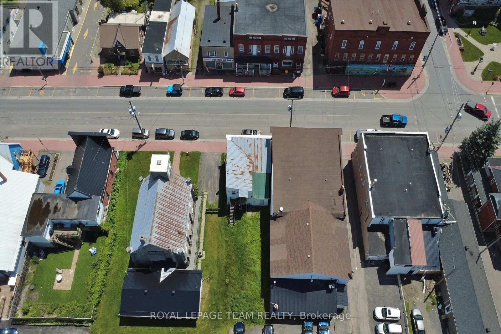 490 Main Street — photo 35