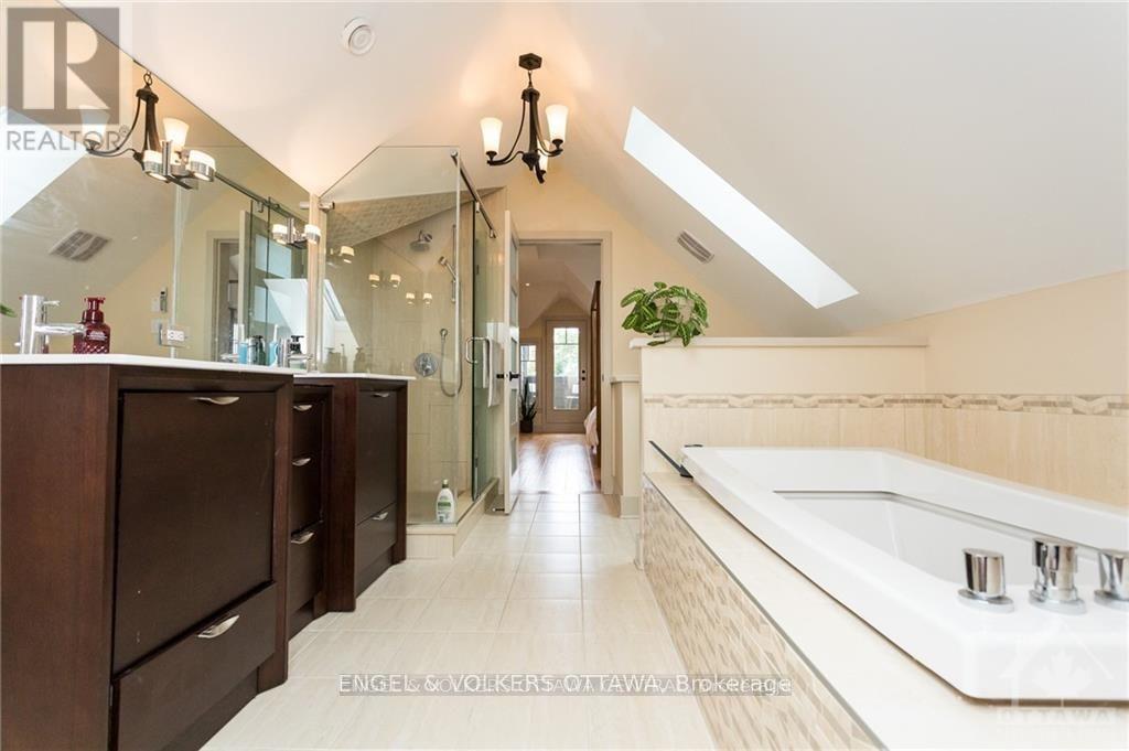 4 Bed, 5 Bath House for Rent in Ottawa – 267 KIRCHOFFER AVENUE, Ottawa – MLS# X13494136 - Image 35