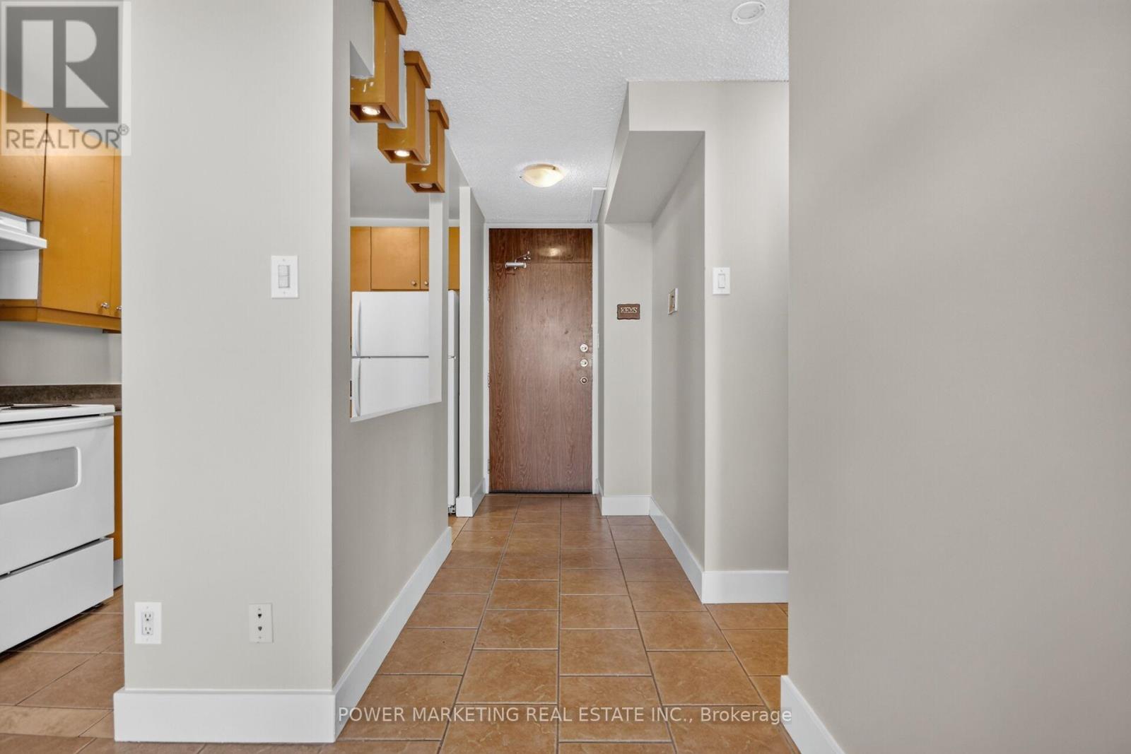 #810 2020 JASMINE CRESCENT - 13