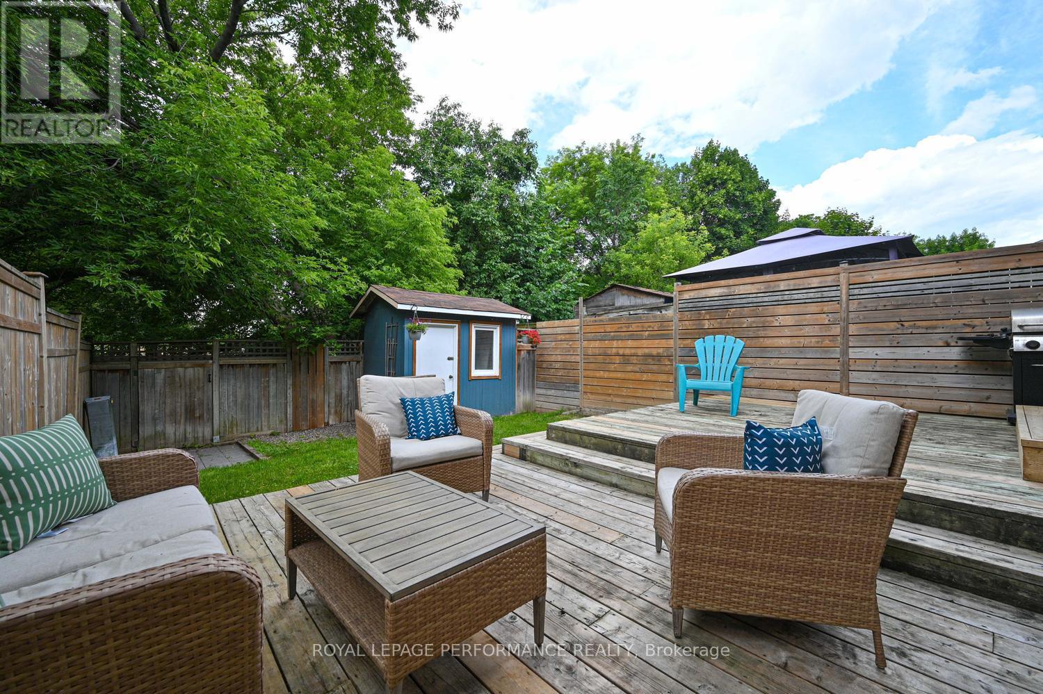 3 Bed, 2 Bath House for Sale in Ottawa – 37 OBERON STREET, Ottawa – MLS# X13494260 - Image 39