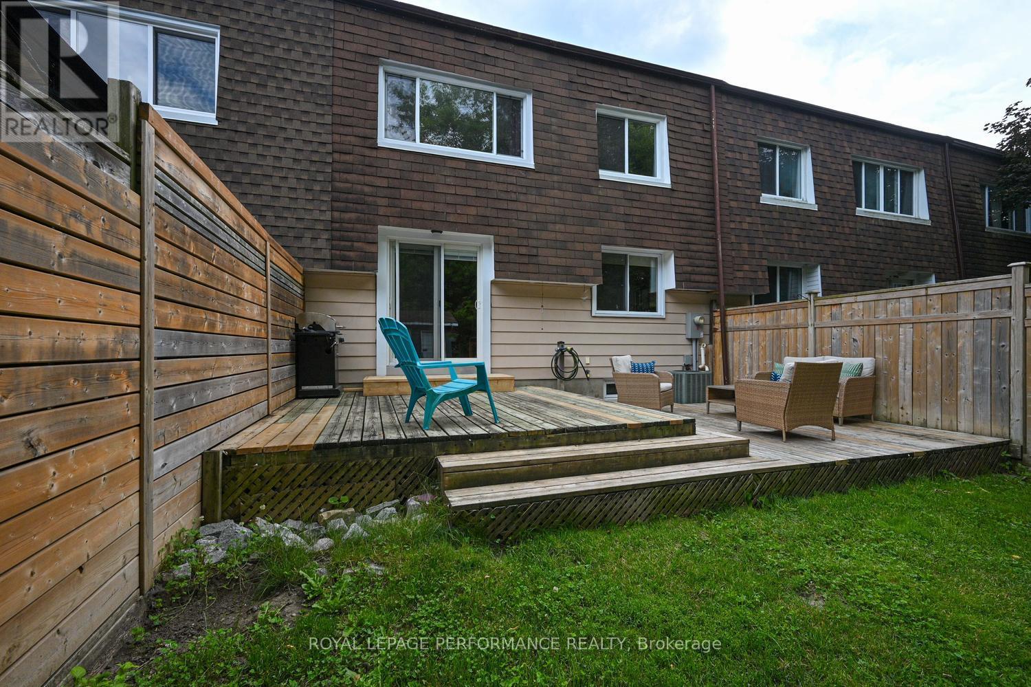 3 Bed, 2 Bath House for Sale in Ottawa – 37 OBERON STREET, Ottawa – MLS# X13494260 - Image 42