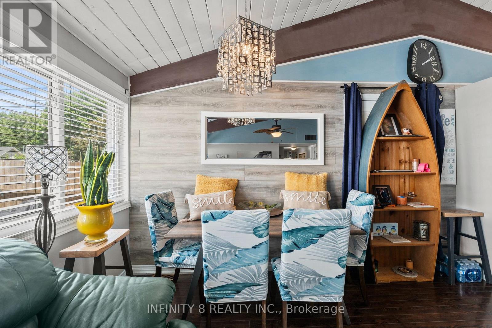 257 RIDGE ROAD S - 12