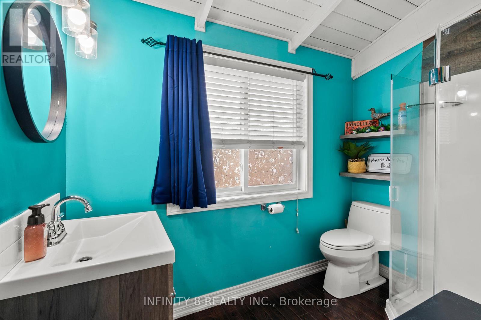 257 RIDGE ROAD S - 24