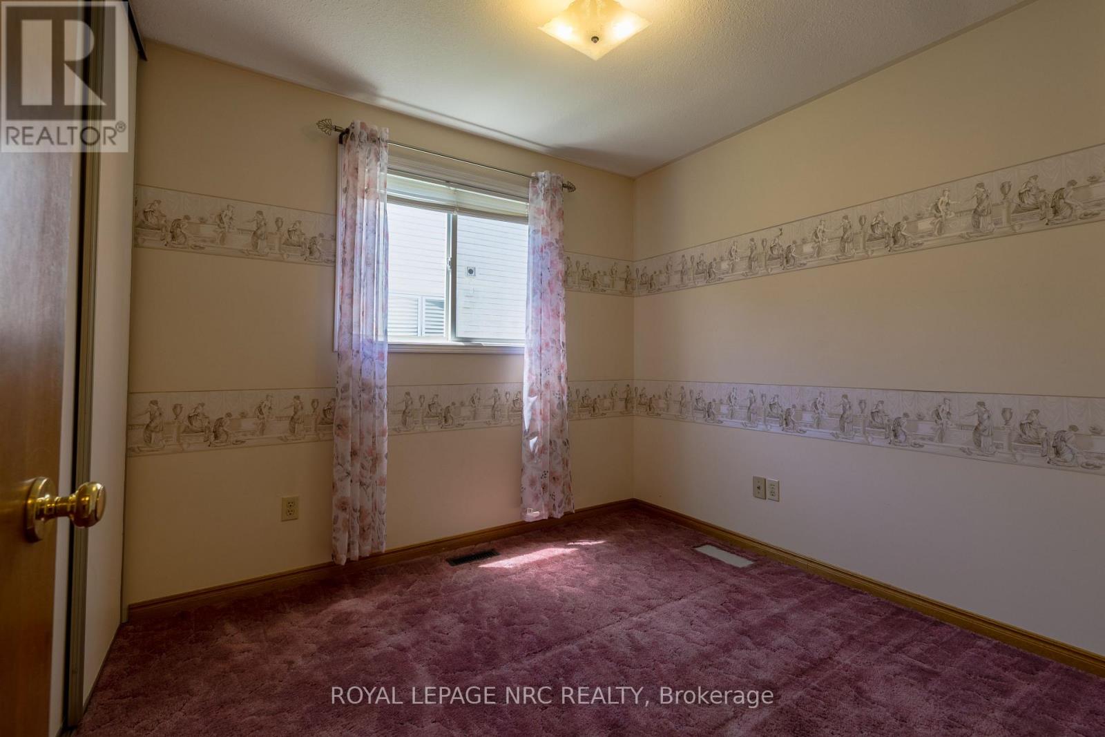 4916 HOMESTEAD DRIVE - 21