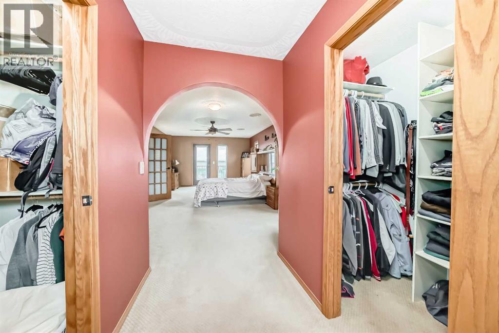 Primary double Walkin closets