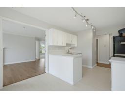 438 32830 George Ferguson Way, Abbotsford, BC V2S7K1 Photo 7