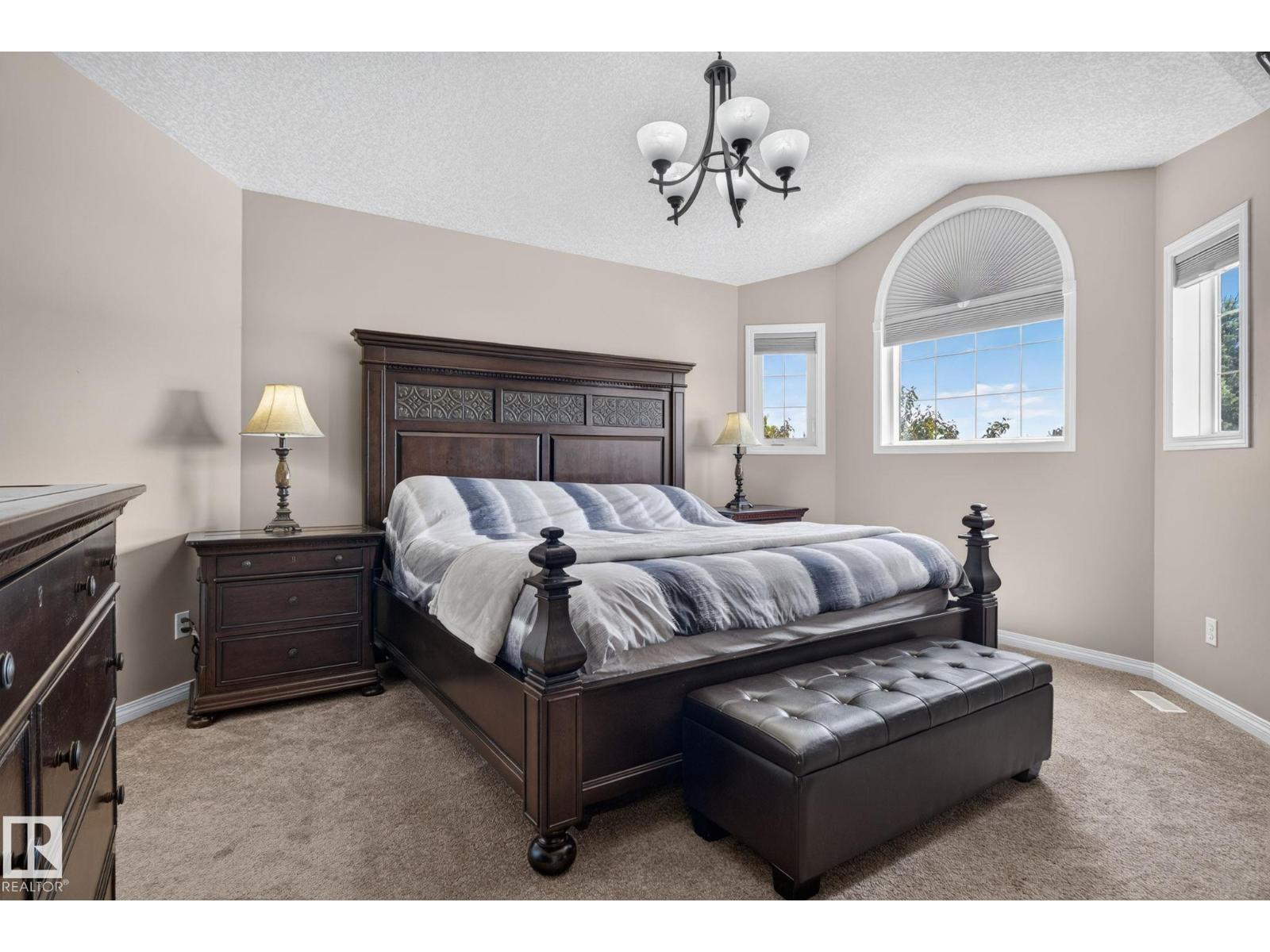 4914 152A AV NW - 18