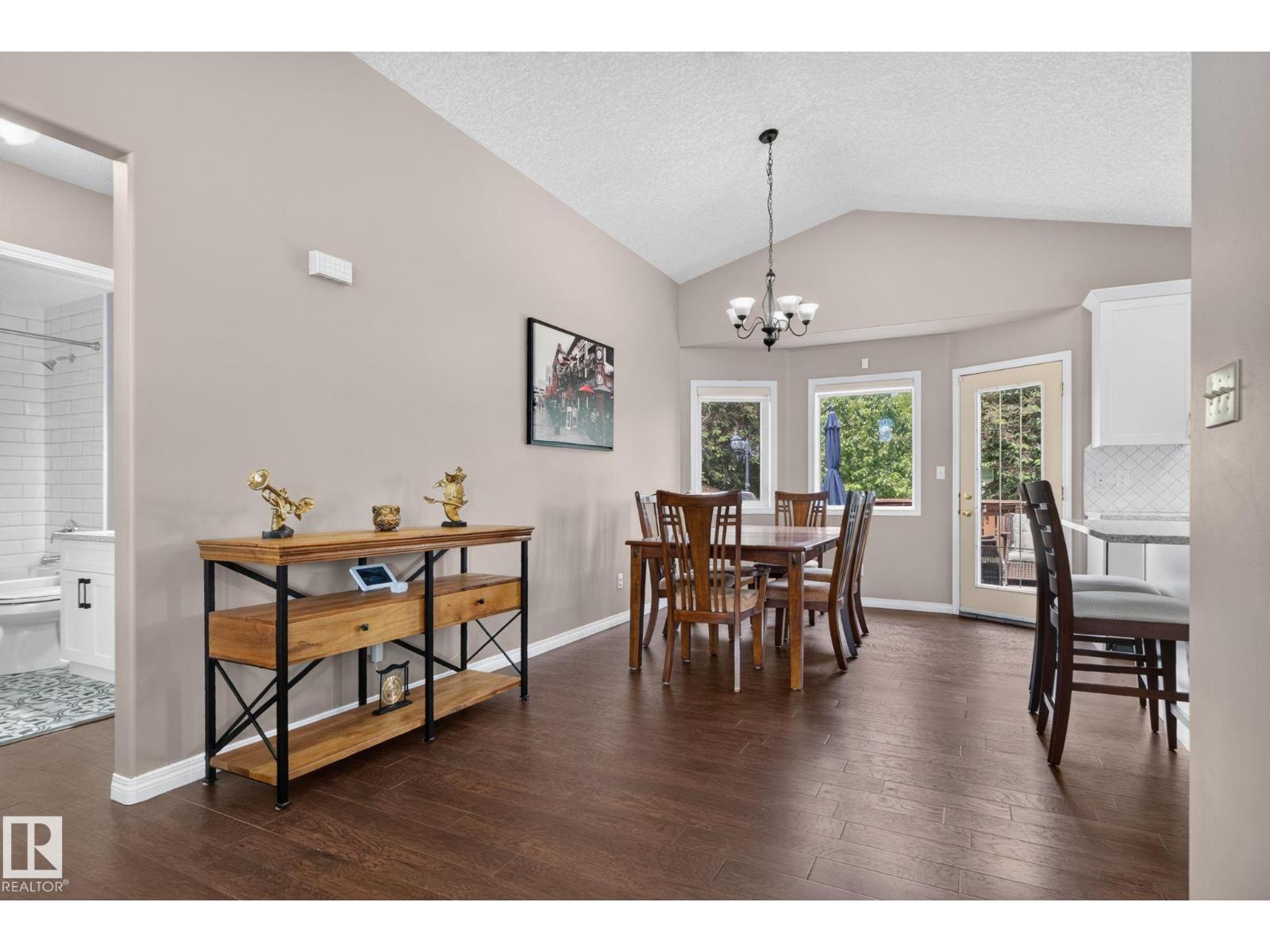 4914 152A AV NW - 2