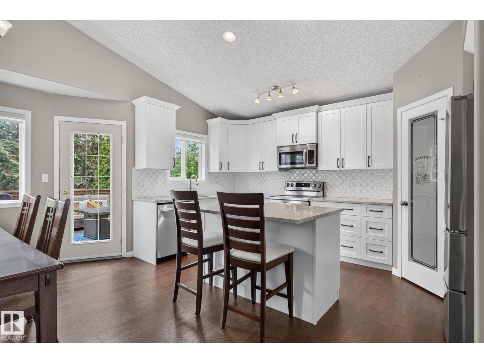 4914 152A AV NW - 5