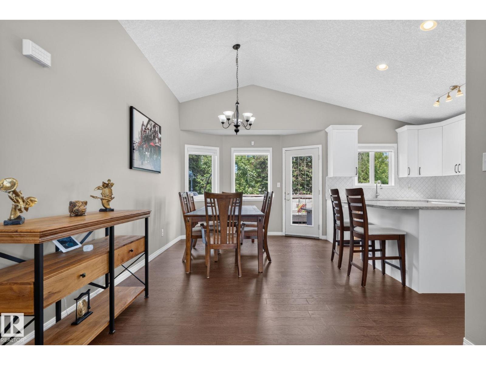 4914 152A AV NW - 3