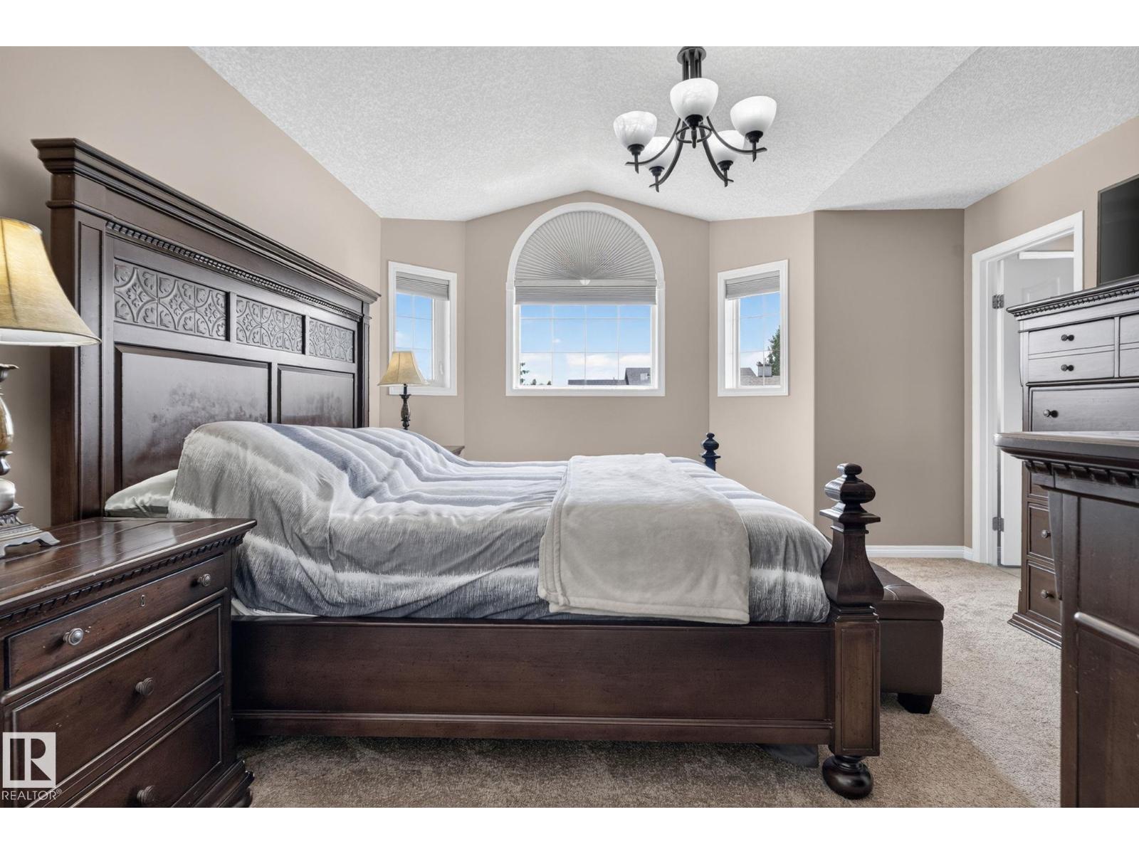 4914 152A AV NW - 17