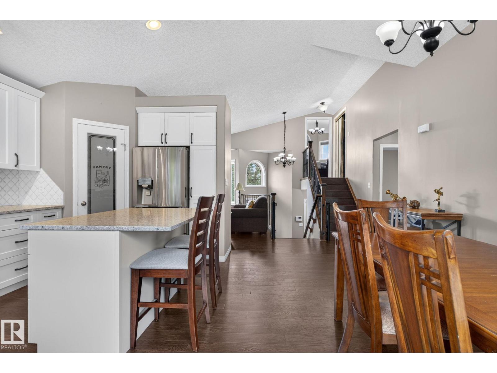 4914 152A AV NW - 9
