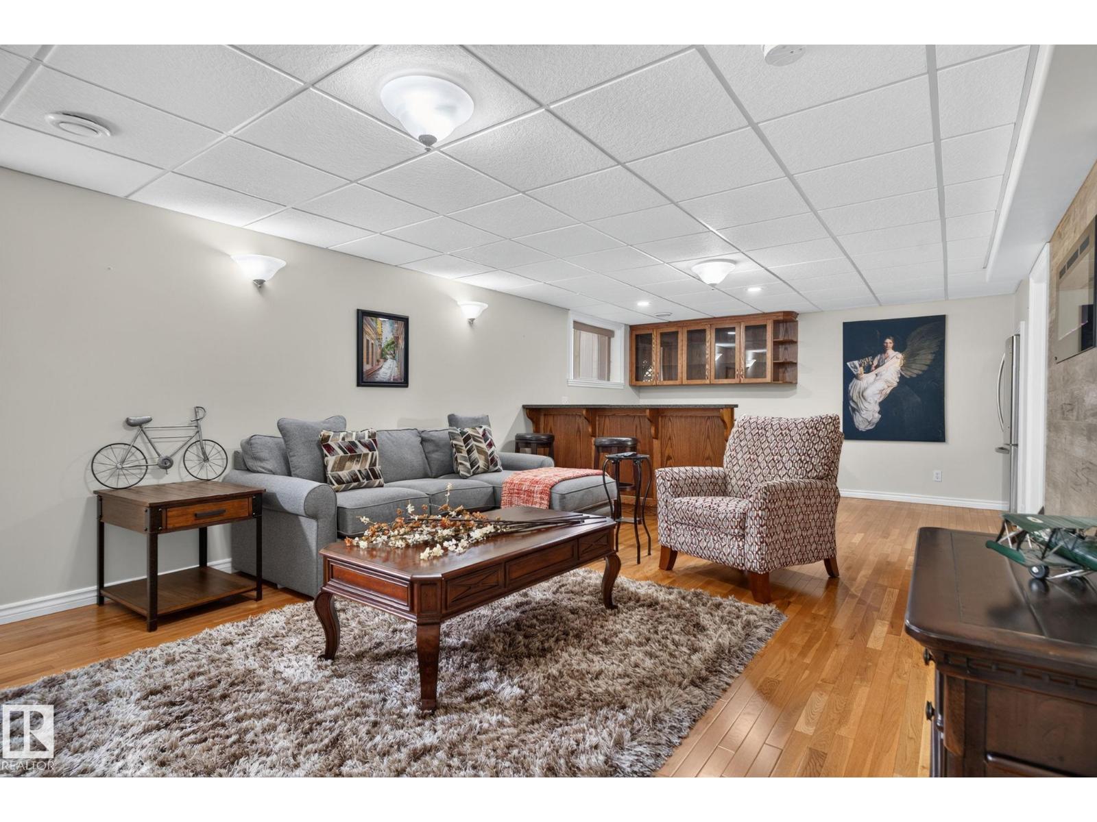 4914 152A AV NW - 33