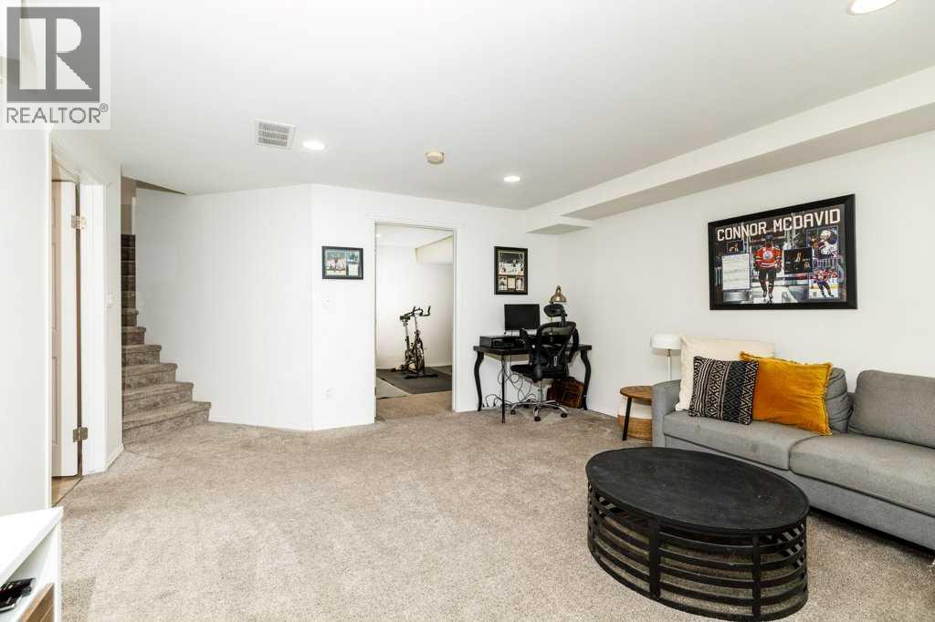 209 Reichley Street — photo 34