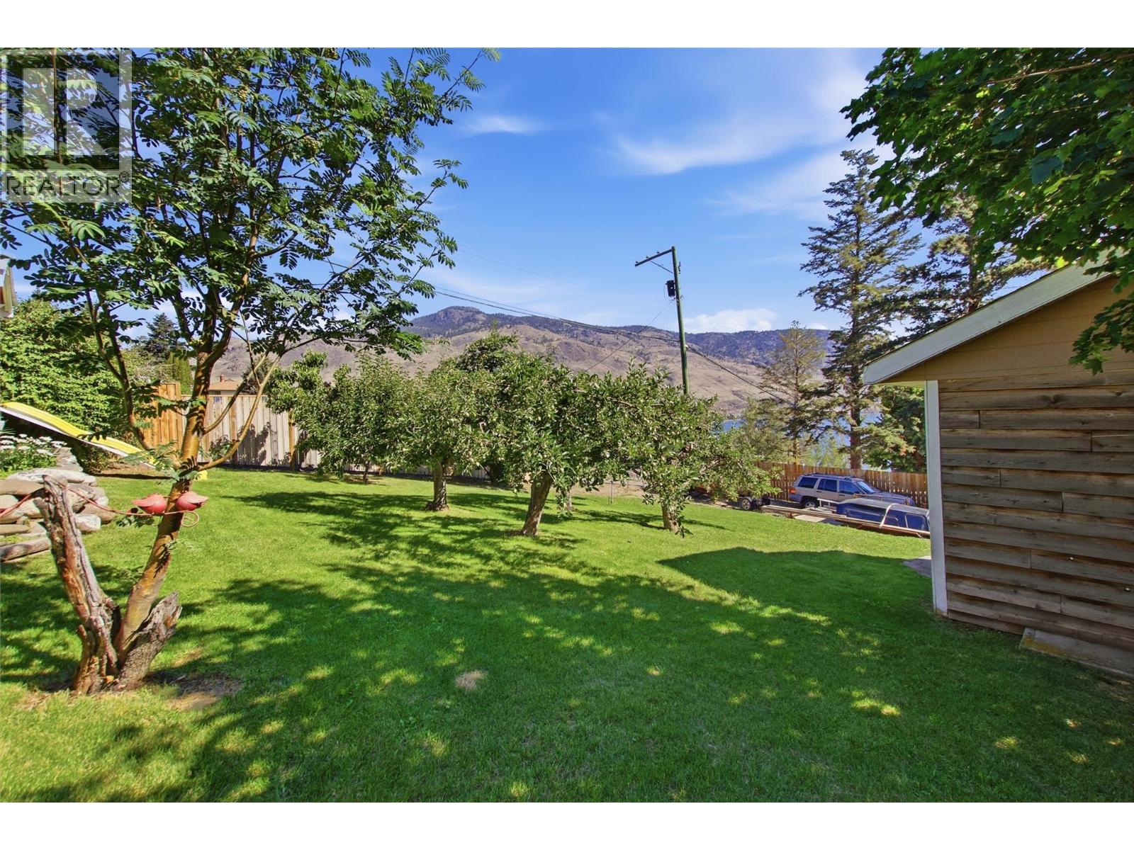 6277 Yarrow Road, Kamloops — photo 2