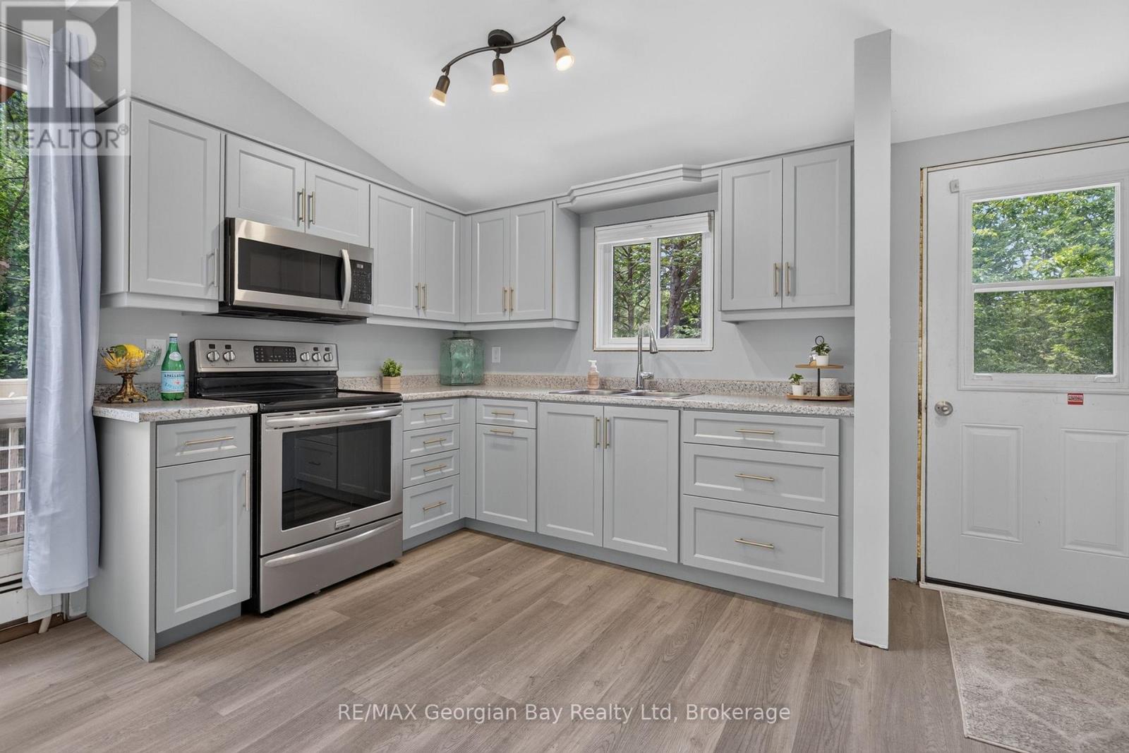 6 BRUNELLE ROAD - 6