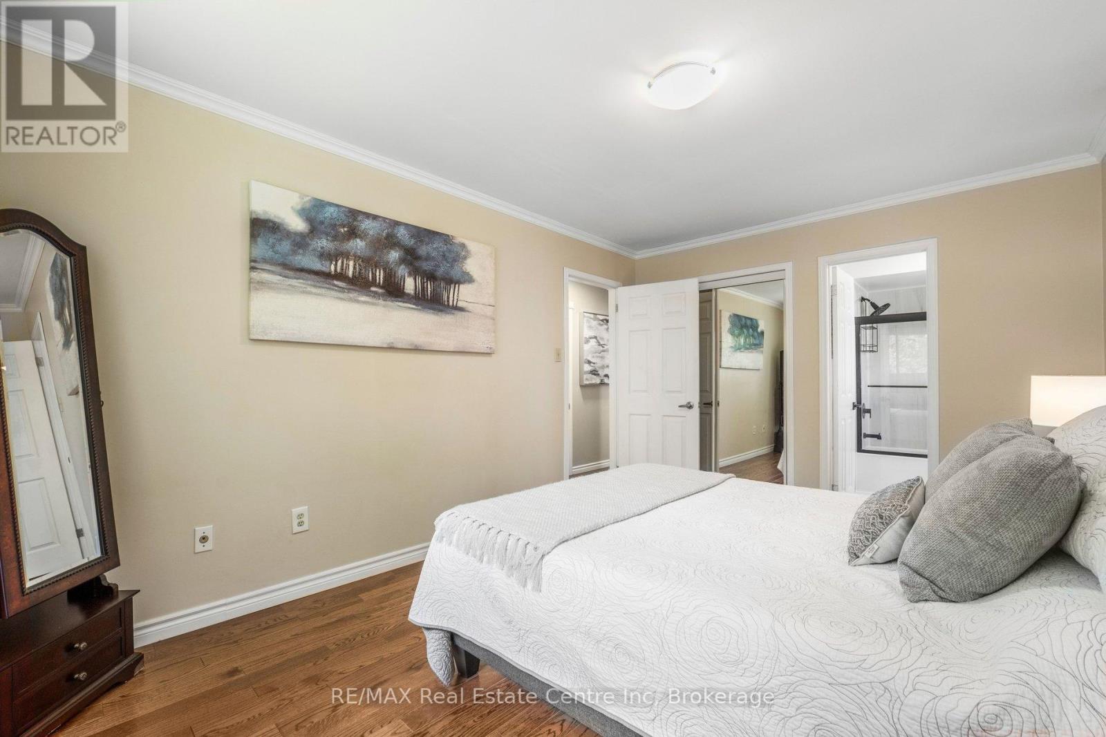 14 MASSEY STREET - 25
