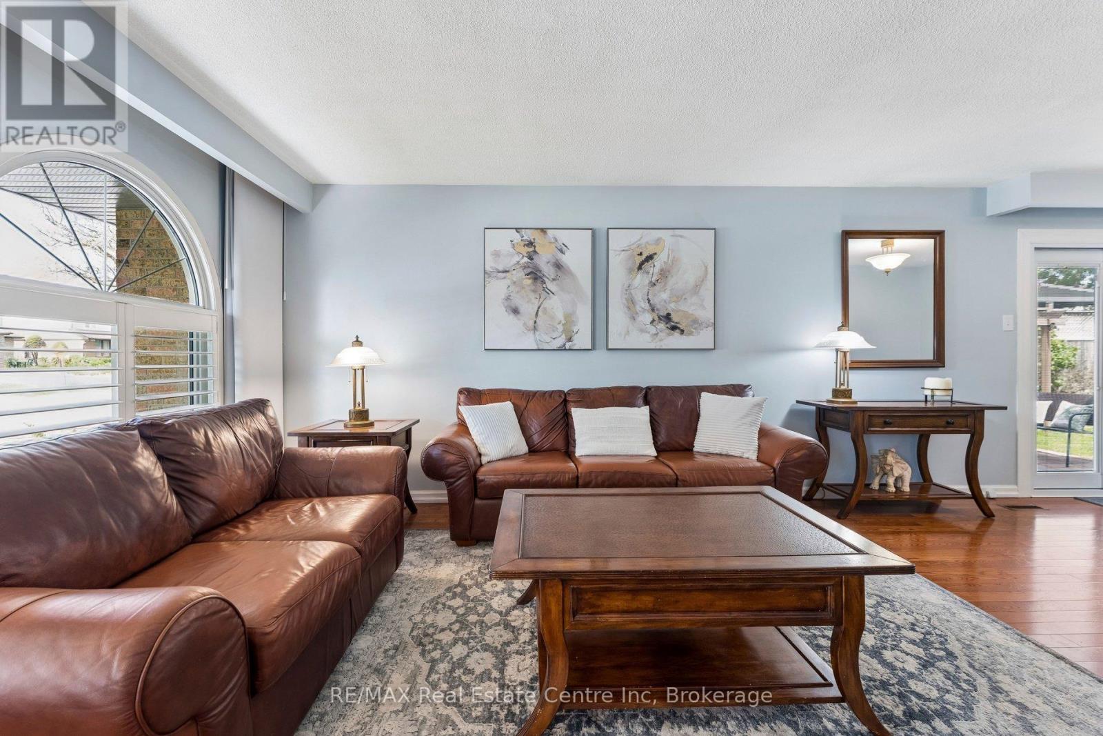 14 MASSEY STREET - 9