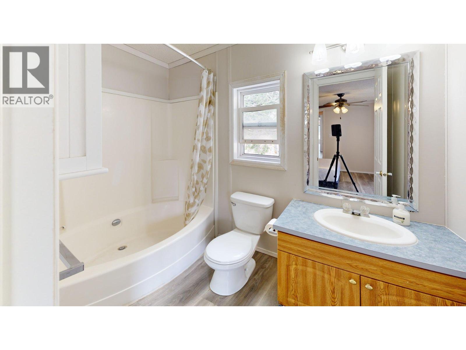 #51 686 Almberg Road - 14
