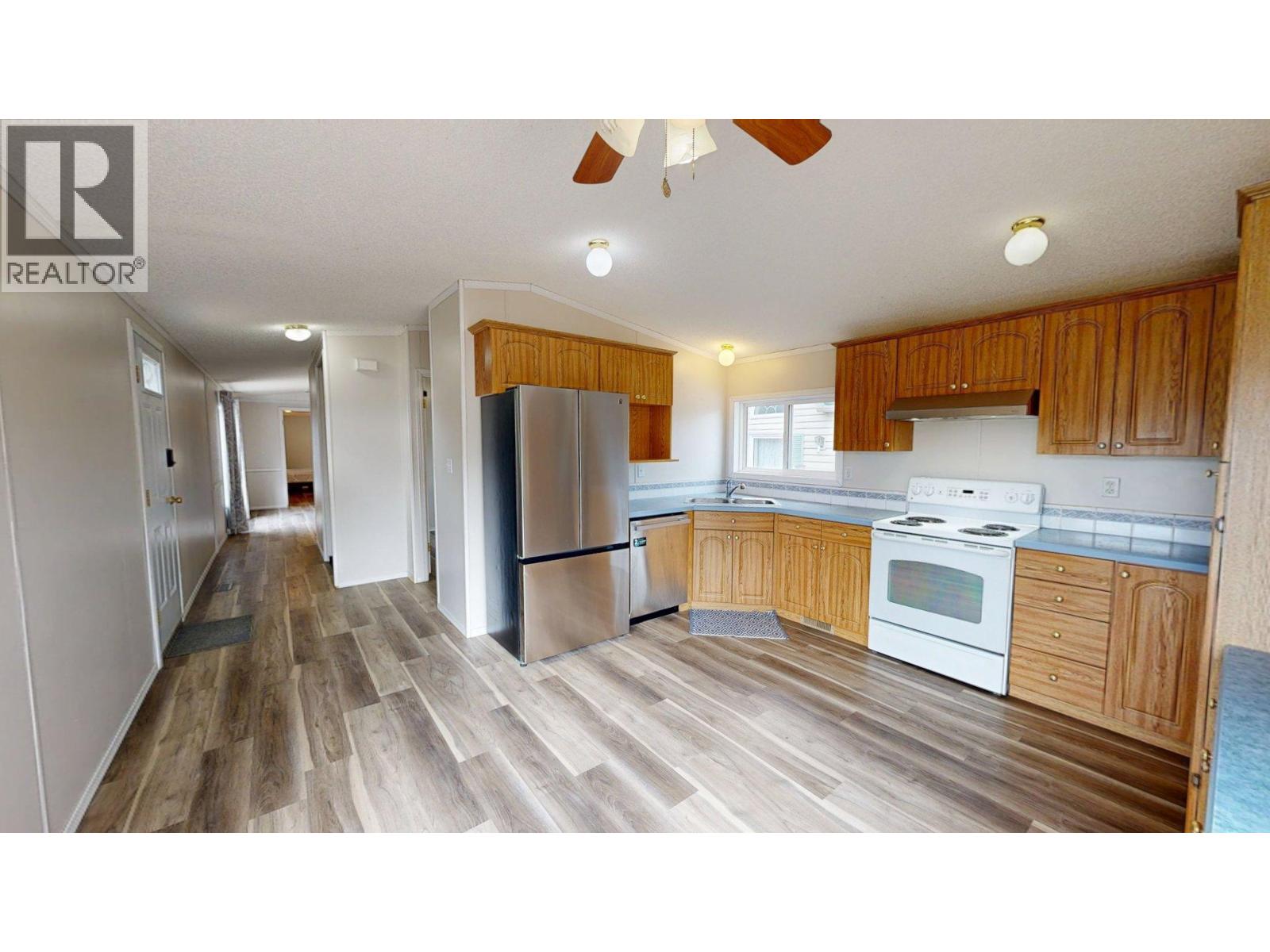 #51 686 Almberg Road - Image 4