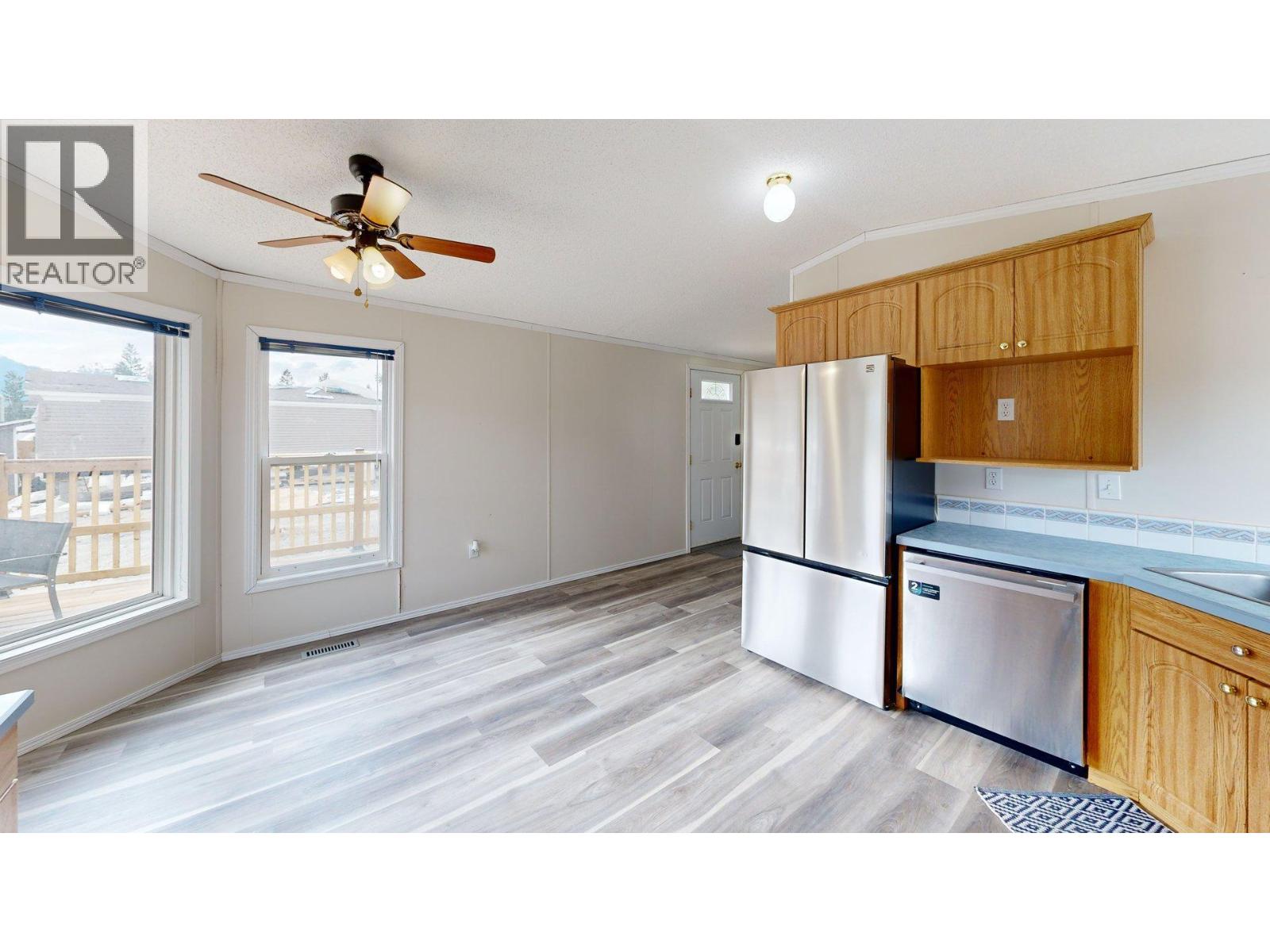 #51 686 Almberg Road - 7