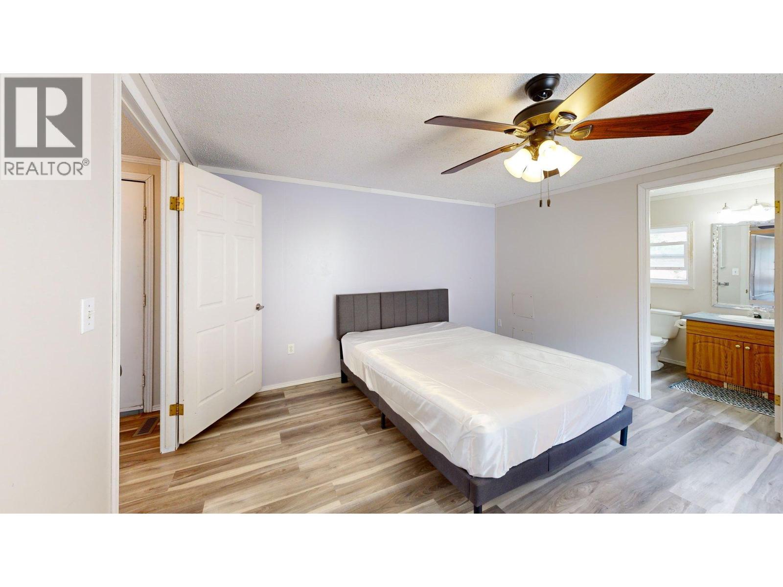 #51 686 Almberg Road - 12