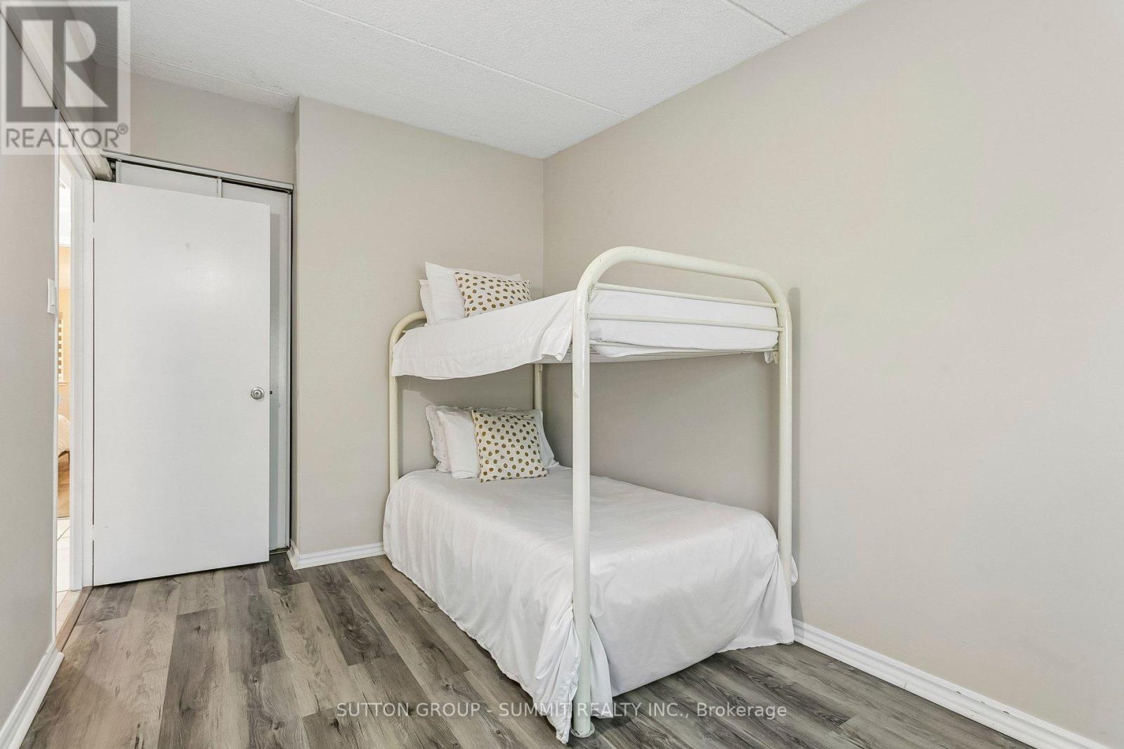 #211 180 MISSISSAUGA VALLEY BOULEVARD - 22