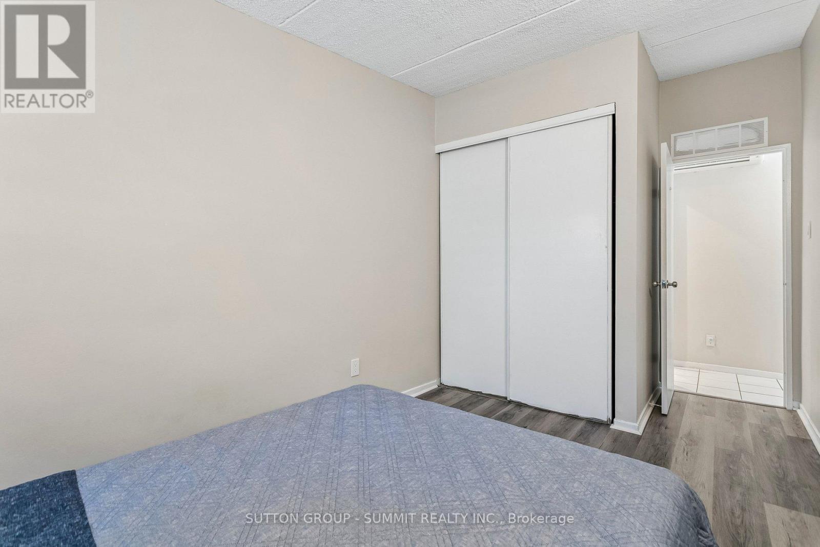 #211 180 MISSISSAUGA VALLEY BOULEVARD - 25