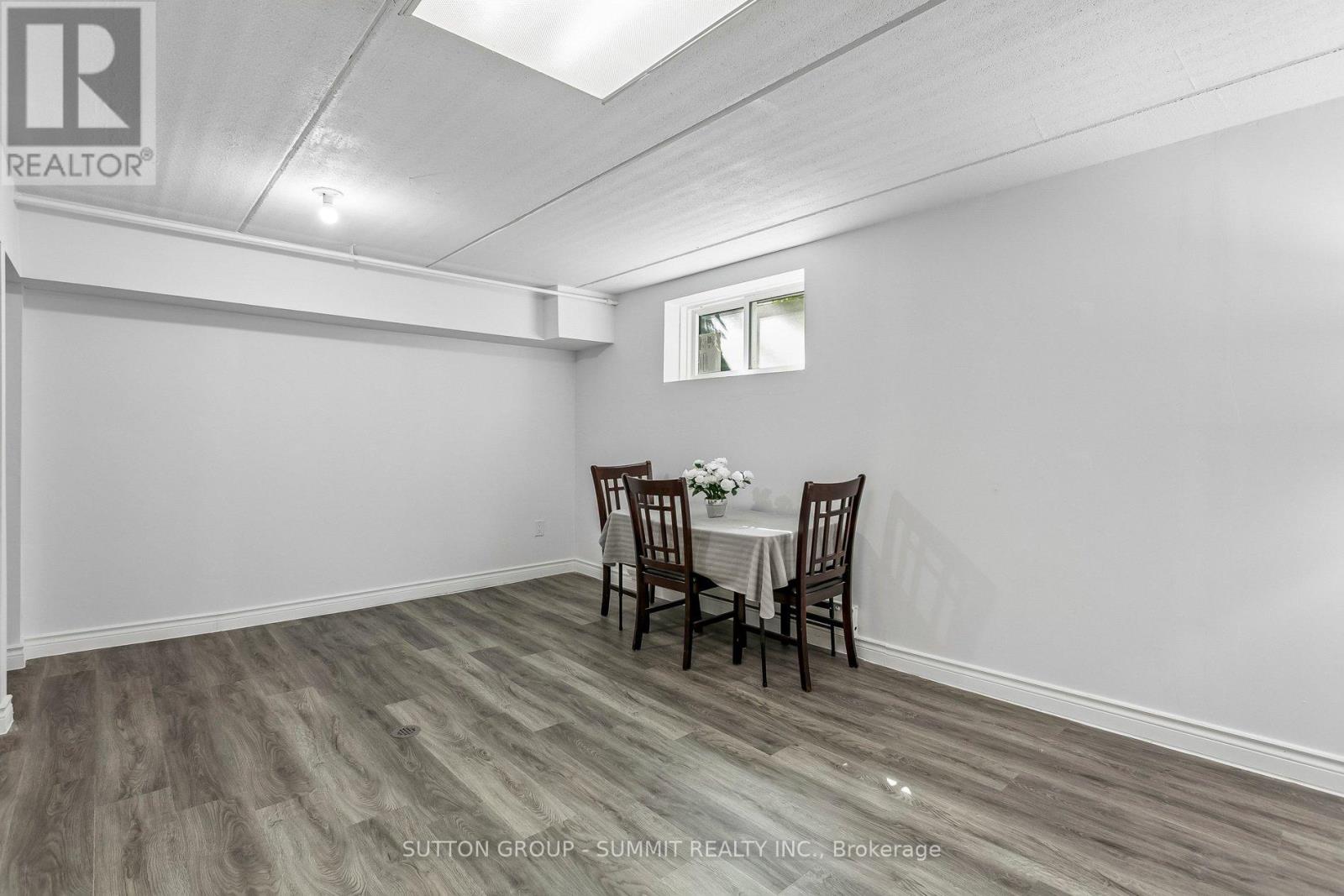 #211 180 MISSISSAUGA VALLEY BOULEVARD - 34