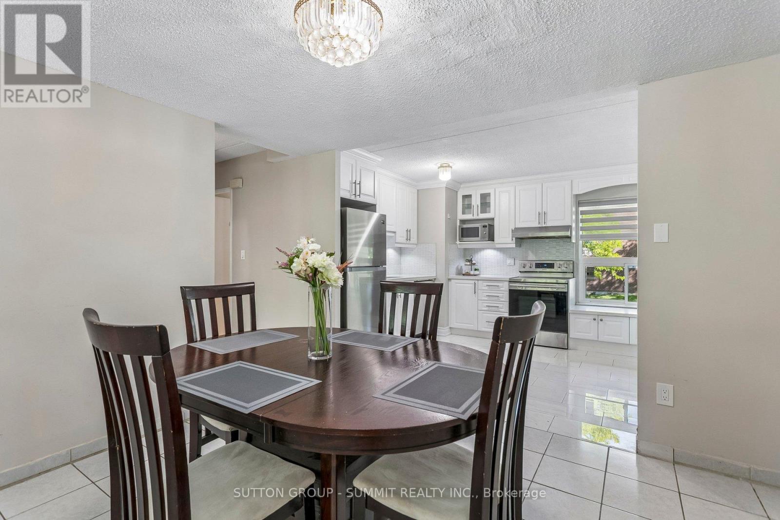 #211 180 MISSISSAUGA VALLEY BOULEVARD - 4