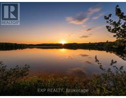 686 East Fox Lake Road, Huntsville, ON P1H2J2 Photo 18