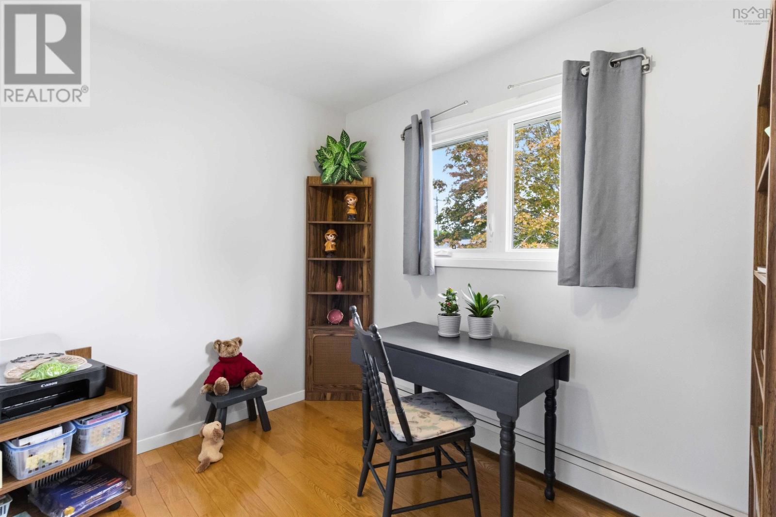 Property 22 of 51 of 42 Astral Drive