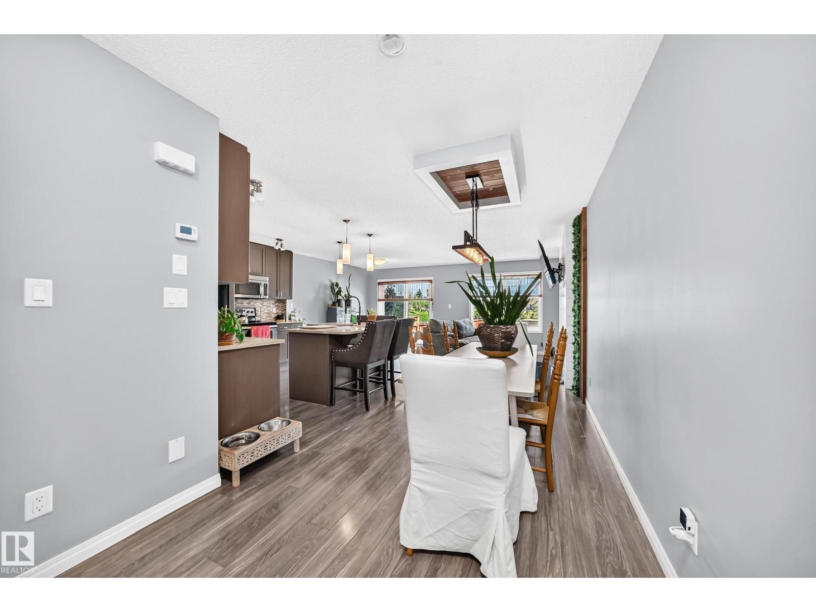 2305 68 ST SW - 10