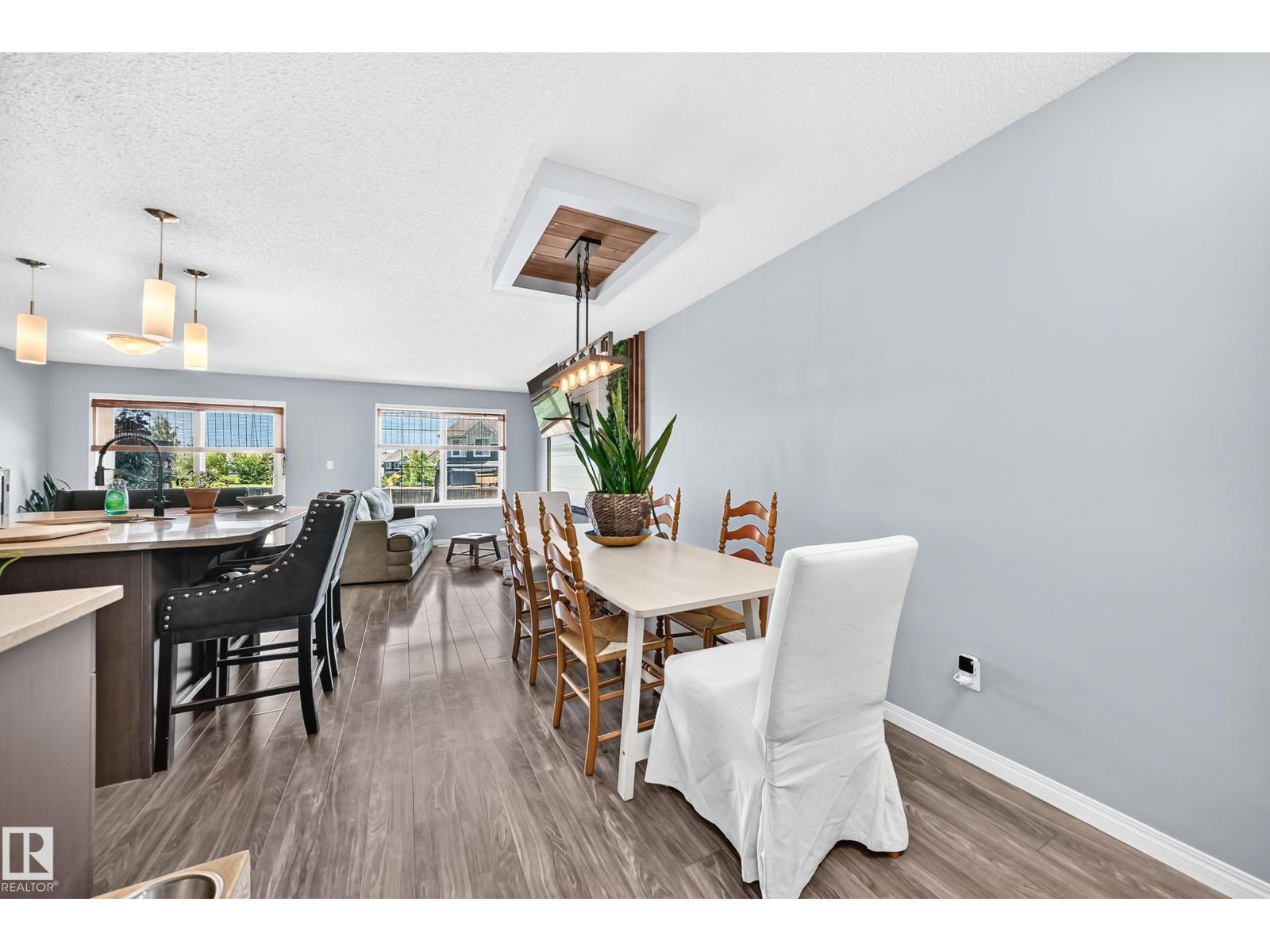 2305 68 ST SW - 11