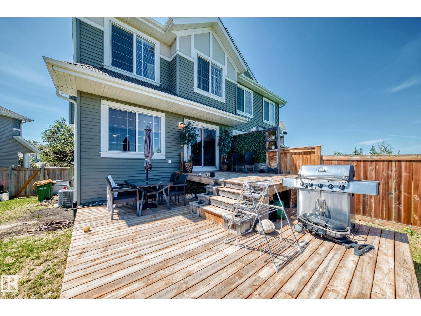 2305 68 ST SW - 40